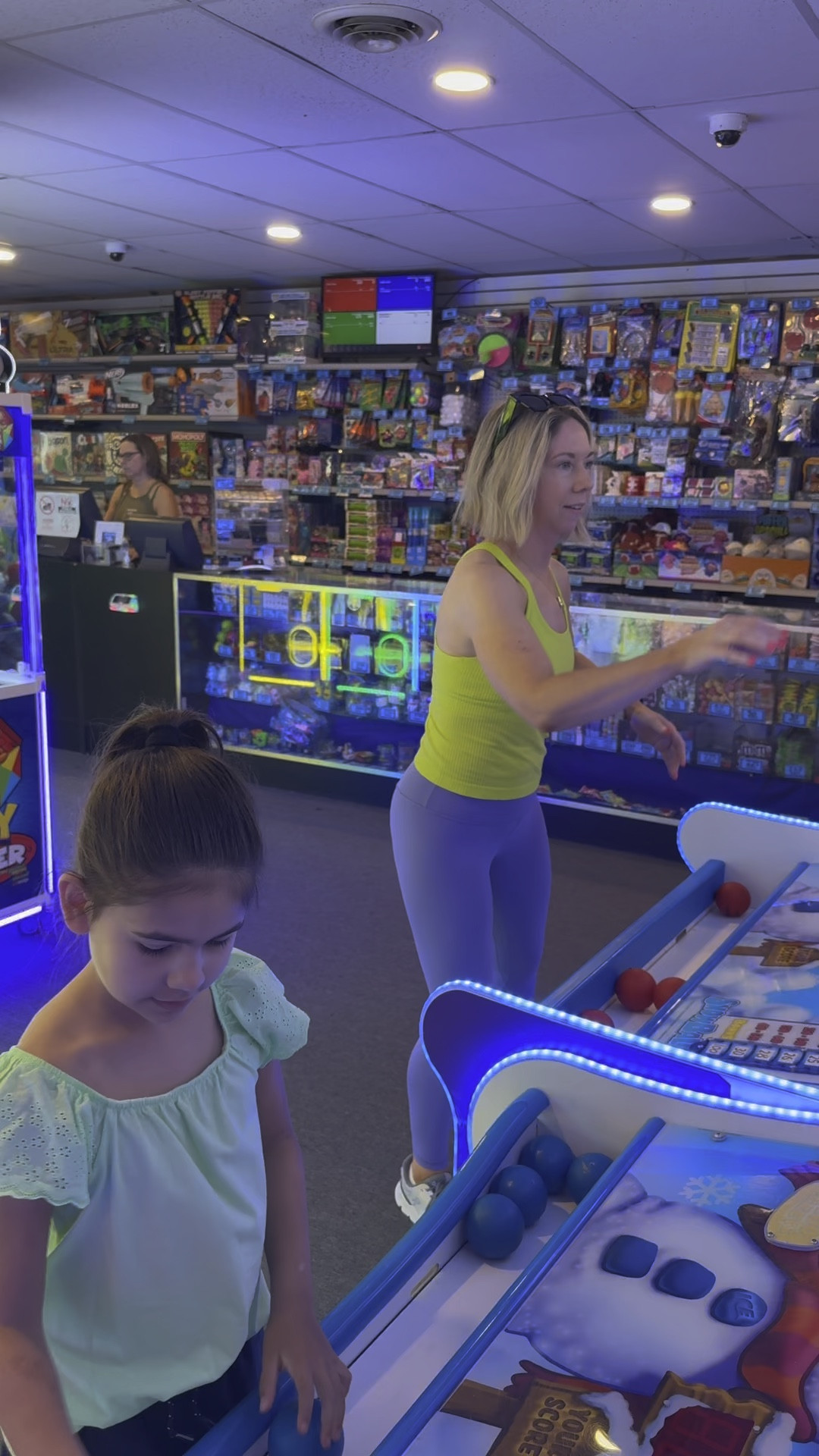 Last stop of vacation - the boardwalk arcade! 

Tank top size small - true to size - comes in other colors 

Leggings size XS 

Sneakers true to size 


Athleisure / activewear women / white sneakers #ltkactive #ltkbeauty #ltkxnsale #ltksalealert #ltkfindsunder50 #ltktravel

#LTKSeasonal #LTKVideo #LTKShoeCrush