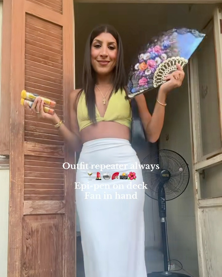 Top is white fox  #fashion #beauty #fashionstylist #outfitinspo #stylingtips #lifestyle #fashionblogger #outfitinspiration #stylefashion #vacation #ibiza #greece #summer #springbreak #2025 #vacationstyle #styleinspo #ootd #outfitideas #summerinspo #resortwear #trending #ltk #elissastylesit

#LTKMostLoved #LTKWatchNow #LTKStyleTip