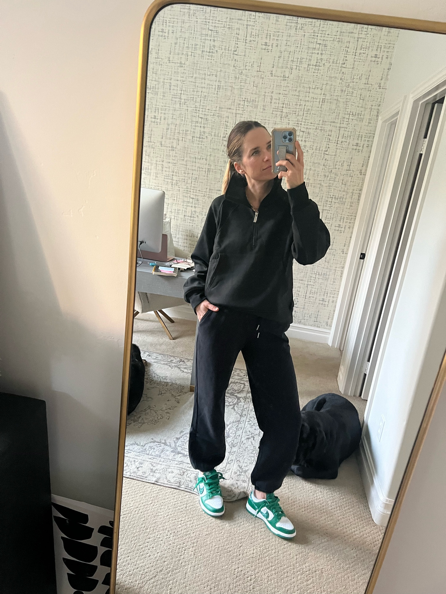 Sweat pants but add mascara and outdoor shoes to take it from couch to outside the house. ✨ can I use that reasoning yo wear this to a school function tomorrow??✨

Sweatshirt is a 🍋 dupe for under $40 when the real deal is almost $120. My Amazon store (linked in my stories but you can always find her at 🌈 amazon.com/shop/navyandorange) is always here you can find my top 10 Amazon best sellers on there plus an up to date collection of recent purchases 



#LTKFind #LTKstyletip #LTKunder50