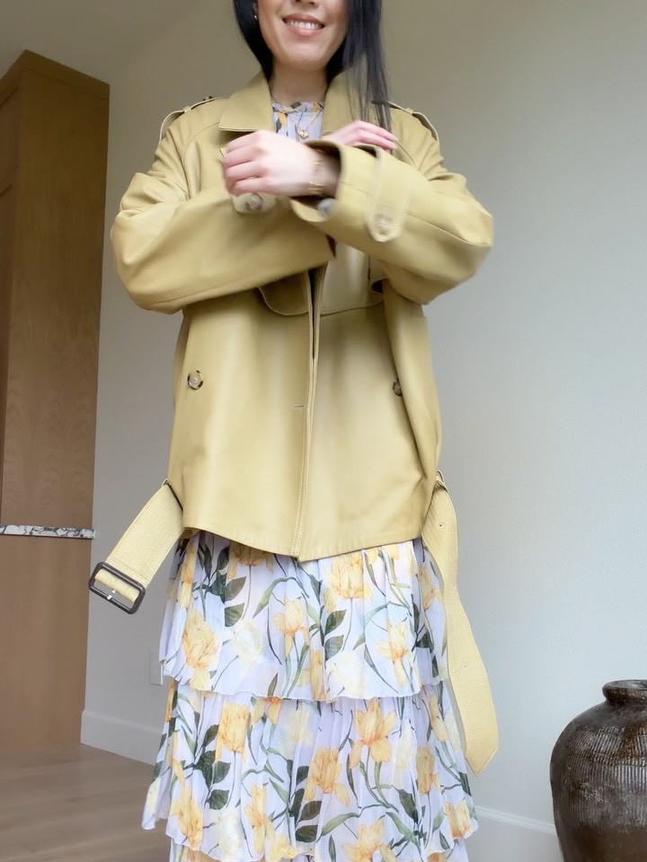 Trench coat linked here - shop now!

#classicstyle
#summeroutfit
#classicoutfit
#summerdress
#springstyle



#LTKgrwm #LTKootd #LTKSeasonal