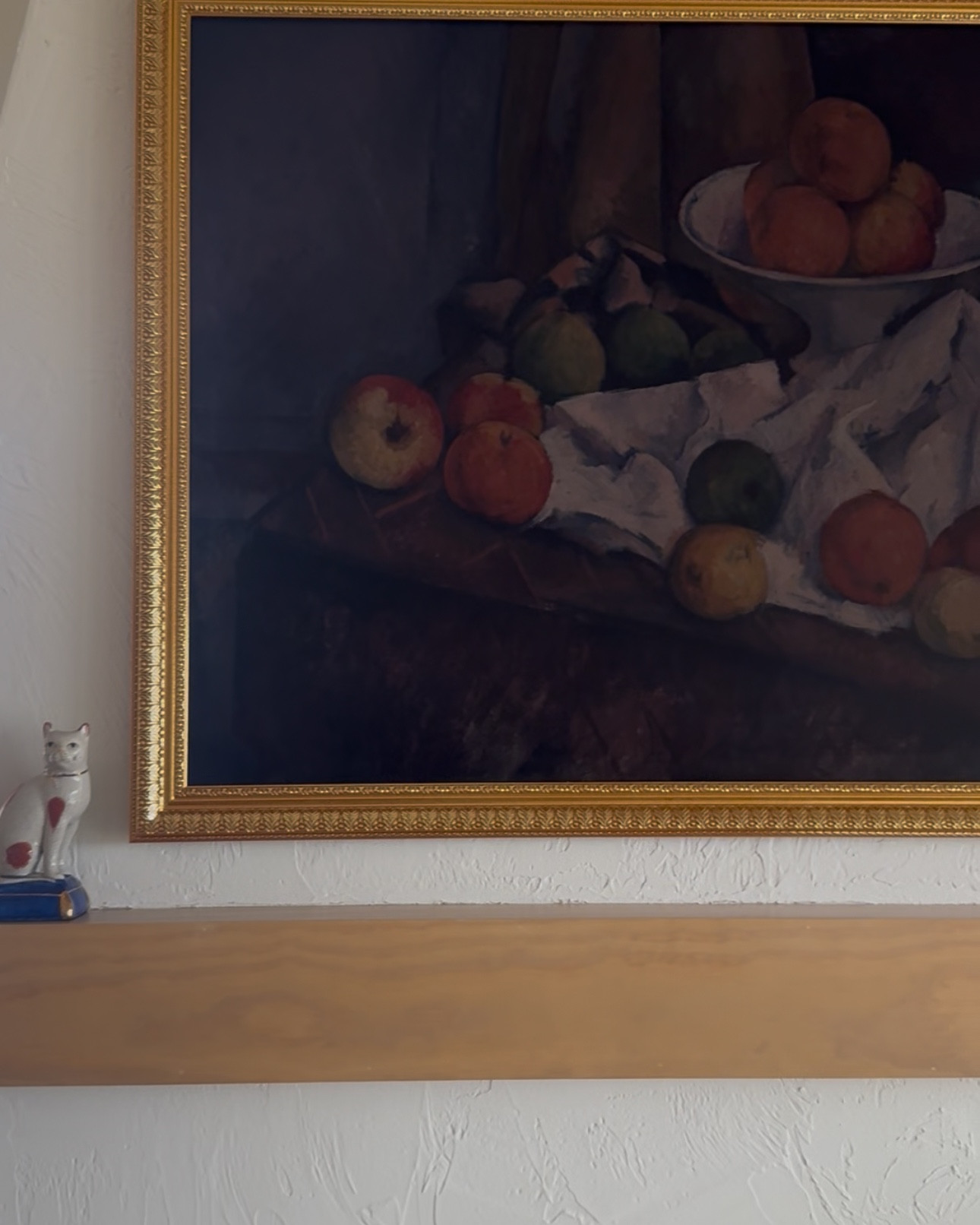 Me 🤝 a TV frame I can actually afford. This is the best gold frame I’ve found for the Frame TVs under $500. Who knew these things were so expensive?!🤯 

#LTKHome