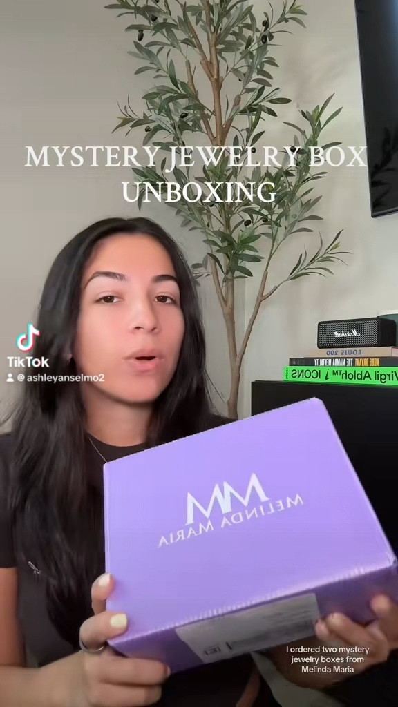 Melina Maria is one of my favorite jewelry stores! Their pieces don't tarnish and they always have the cutest styles. I ordered two mystery boxes, one gold jewelry and one silver jewelry. I love all my new fashion pieces! 

#melindamaria #nontarnishjewerly #accessories #necklaces #jewelry #mysterybox  

#LTKVideo #LTKFindsUnder100 #LTKStyleTip