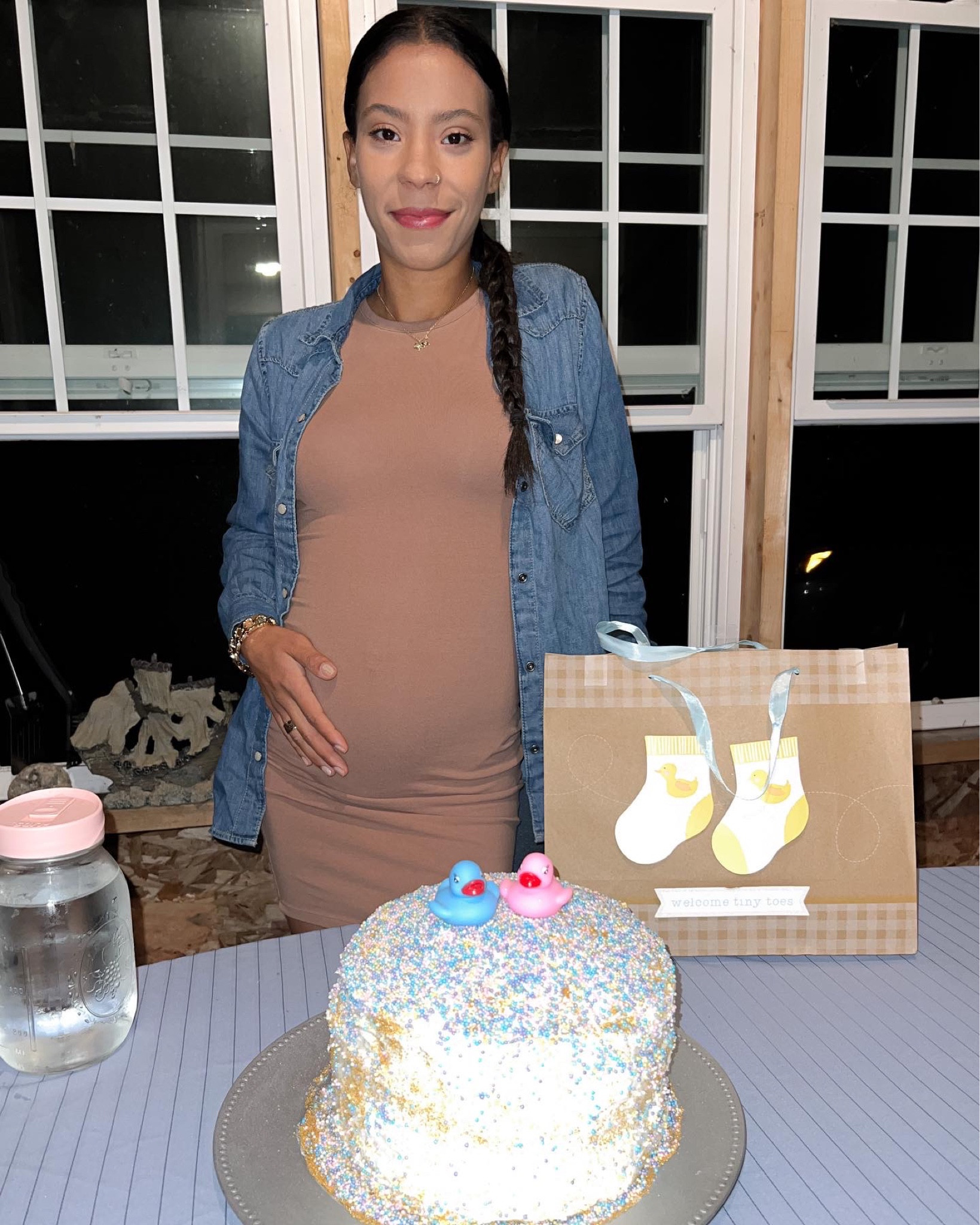 Surprise!! It’s a girl!!! 💕 so beyond excited.

Bump friendly dress xs @target
Gold lion necklace @target
Gold rings @target
Chanel lip balm @ulta
Poreless primer @ulta
Makeup @target

#LTKbump #LTKstyletip #LTKbeauty