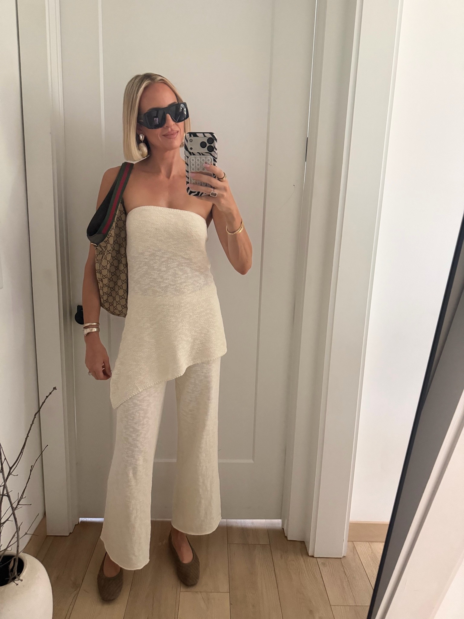 Both top and bottom are under $85 together. Prettiest end of summer set. I’m wearing a small. 


@copperandcloth￼