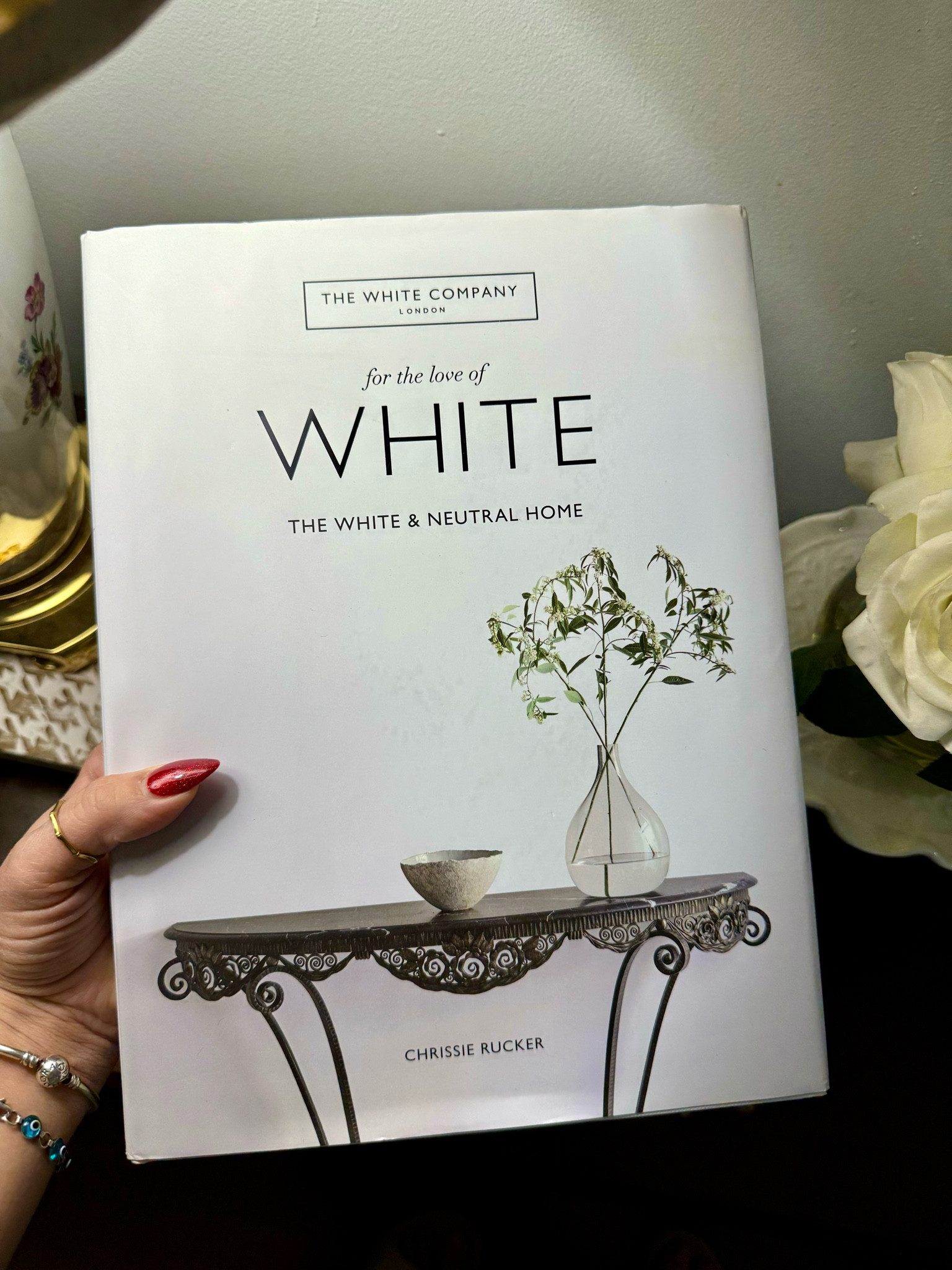 This book is great for gifting! Is loaded with info about style & home decor! It can also be used as part of your year-round decor!❤️

#LTKGiftGuide #LTKstyletip #LTKhome
