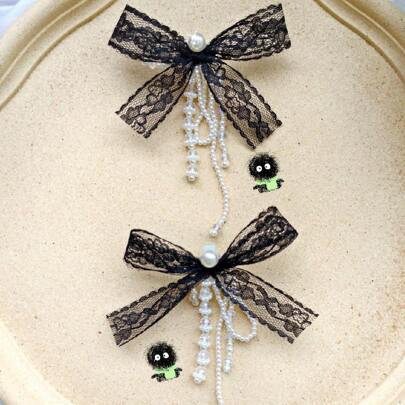 2 Stücke Schuh Accessoires - Schwarze Schnürsenkelbinder und weiße 3D Perlen Schmetterling Schuh Dekoration, abnehmbare Schnürsenkel Dekorclips, Multi | SHEIN