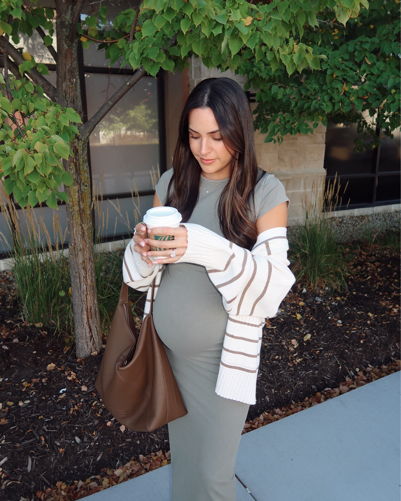 Outfit of the day 💚 
Midi T-shirt dress: sized up 1 for my bump (M)
Stripe cardigan: true to size (I sized up 1 but I would get your true size since it’s oversized)
UGG clogs: tts, size up for half sizes 


35 weeks pregnant / pregnancy style / bump style / maternity / slouchy leather bag / monogram bag / hobo bag / leatherology / target fashion finds / amazon sunglasses 

#LTKShoeCrush #LTKBump #LTKSeasonal