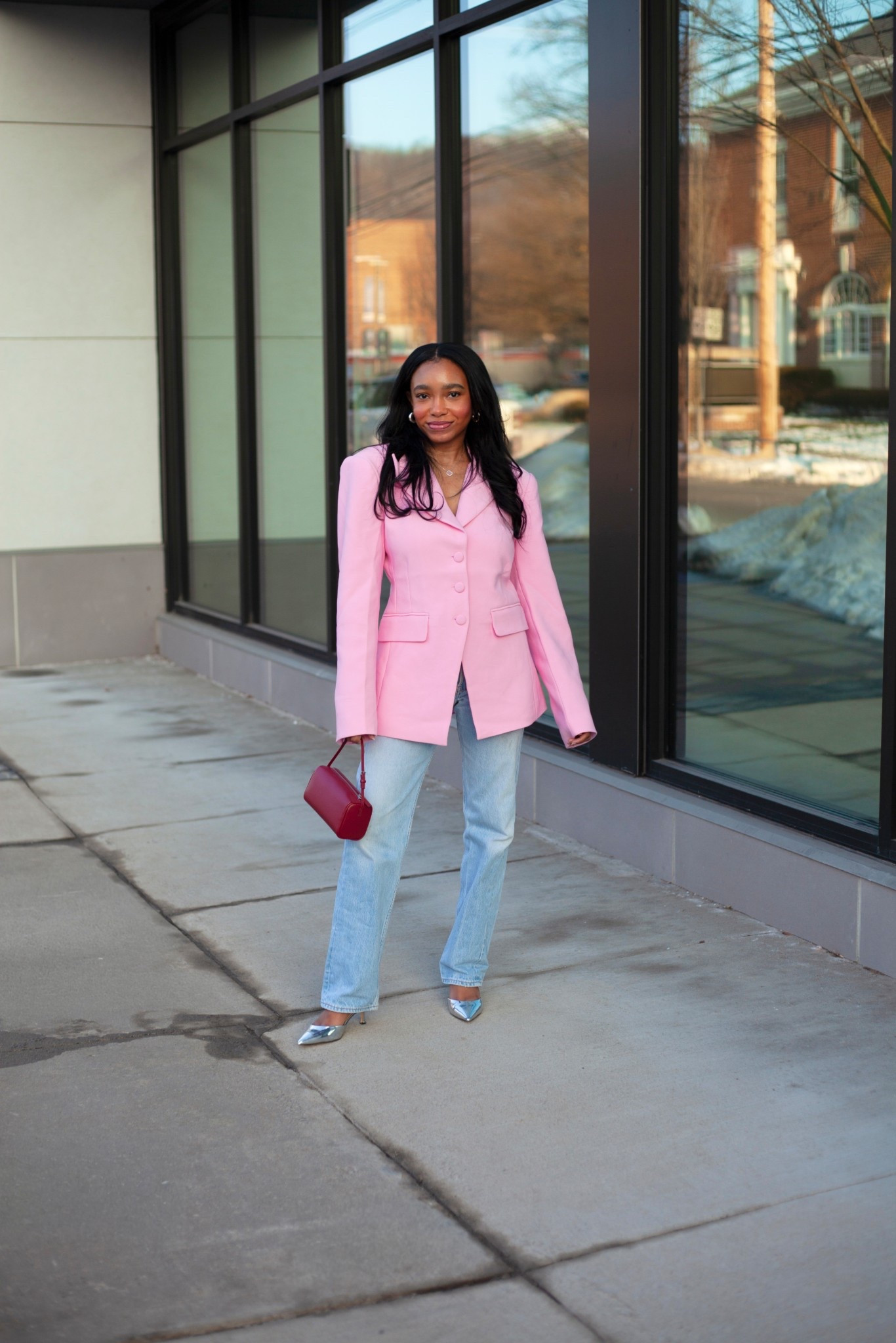 -blazer is the “Suiting Power Shoulder Blazer” from Naked Wardrobe. Also linked similar here.
-jeans are vintage Levi’s. Linked similar heree

#LTKootd #LTKSeasonal #LTKgrwm