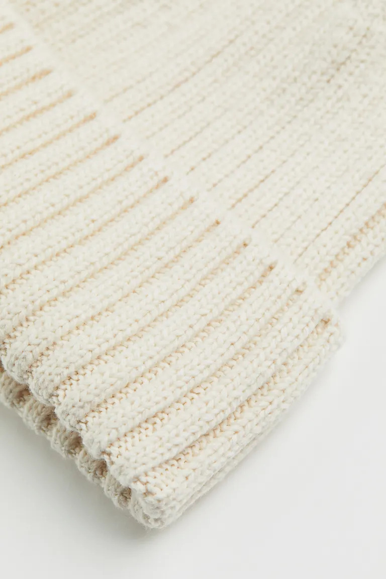 Rib-knit hat | H&M (UK, MY, IN, SG, PH, TW, HK)
