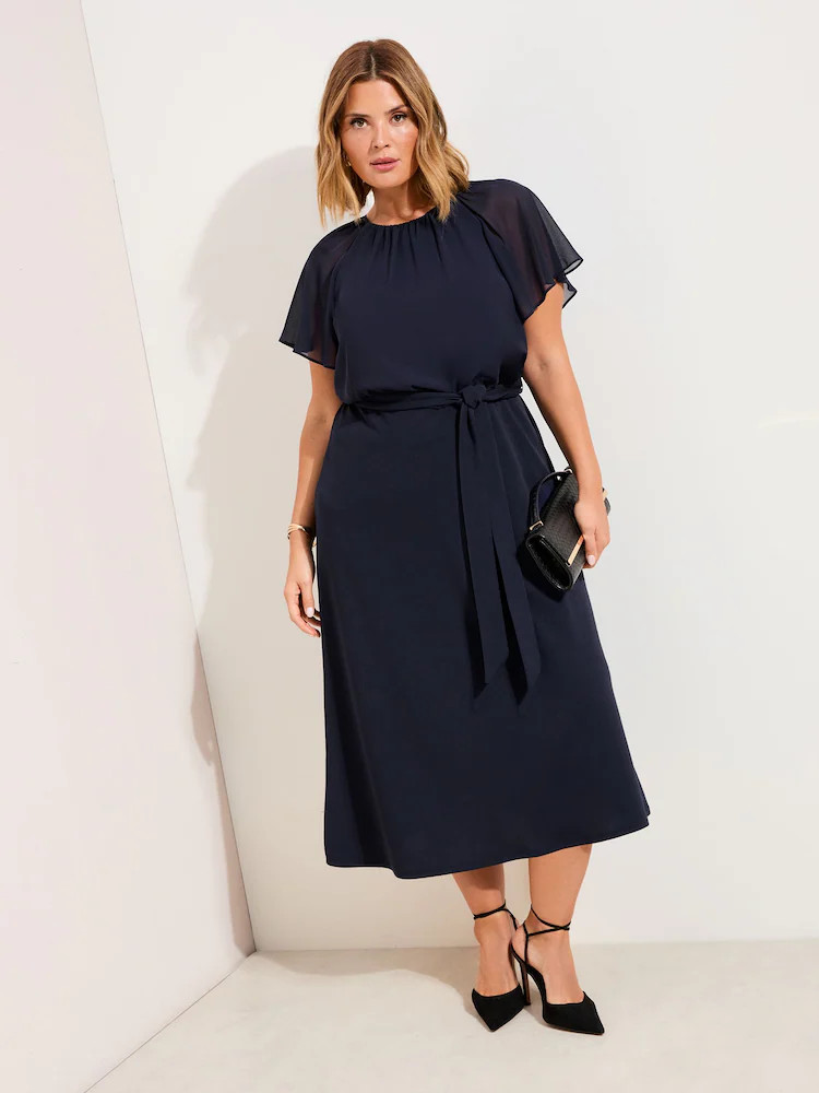 Marineblau/blau - Friends Like These \u2013 Jersey-Chiffon-Midikleid mit Flatter\u00e4rmeln | Next EU