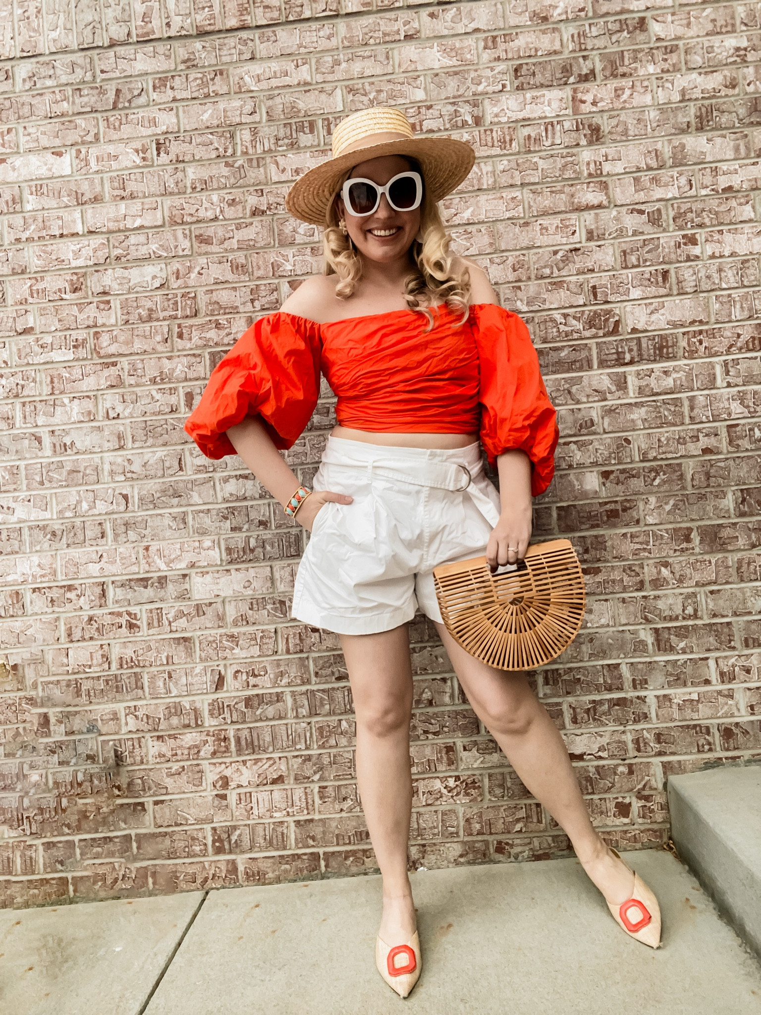 Suns out shoulders out. (We say that, yeah? Lol)



#LTKstyletip #LTKSeasonal #LTKtravel