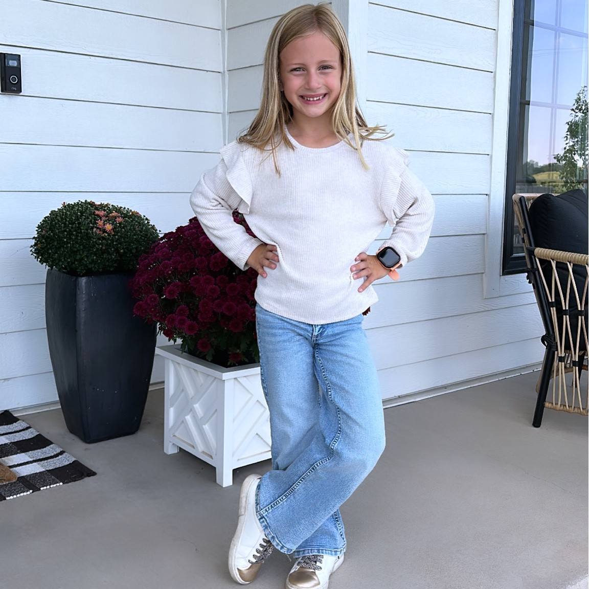 H&M kids jeans
H&M kids ruffle shirt
Target girls sneakers


#LTKkids