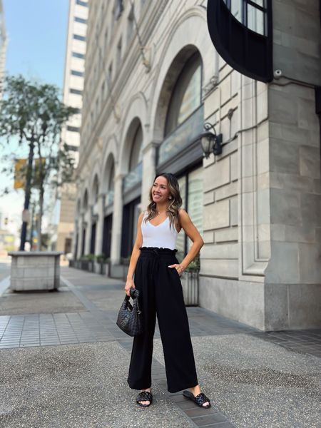 The most comfortable black linen pants ever and they are petite friendly! Wearing size XS and the length is perfect! I’m just under 5’ tall and you can wear flats with them!



#LTKfindsunder50 #LTKsalealert #LTKfindsunder100
