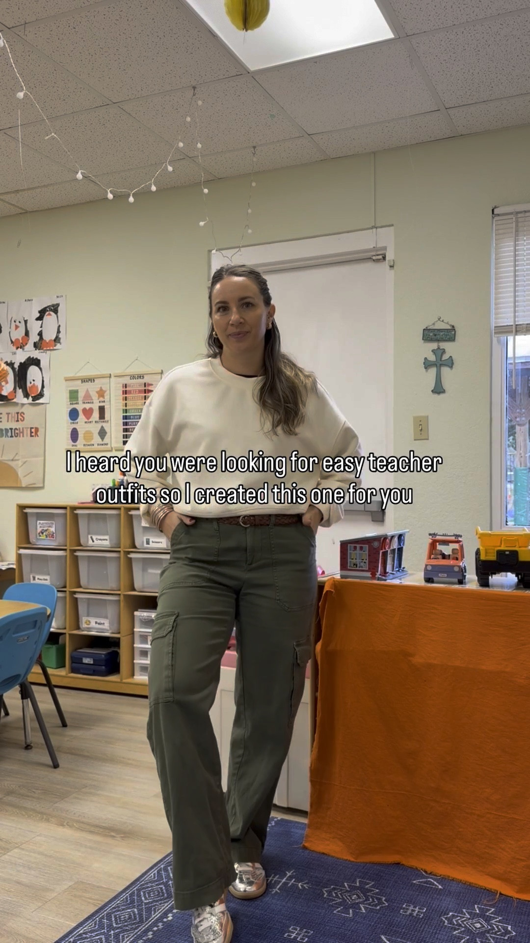 This is such a great easy outfit to throw together. A comfy pair of cargos, oversized tee, and a cozy sweatshirt. Add a fun shoe or accessory and off you go. ✌🏼

#LTKootd #LTKWorkwear
