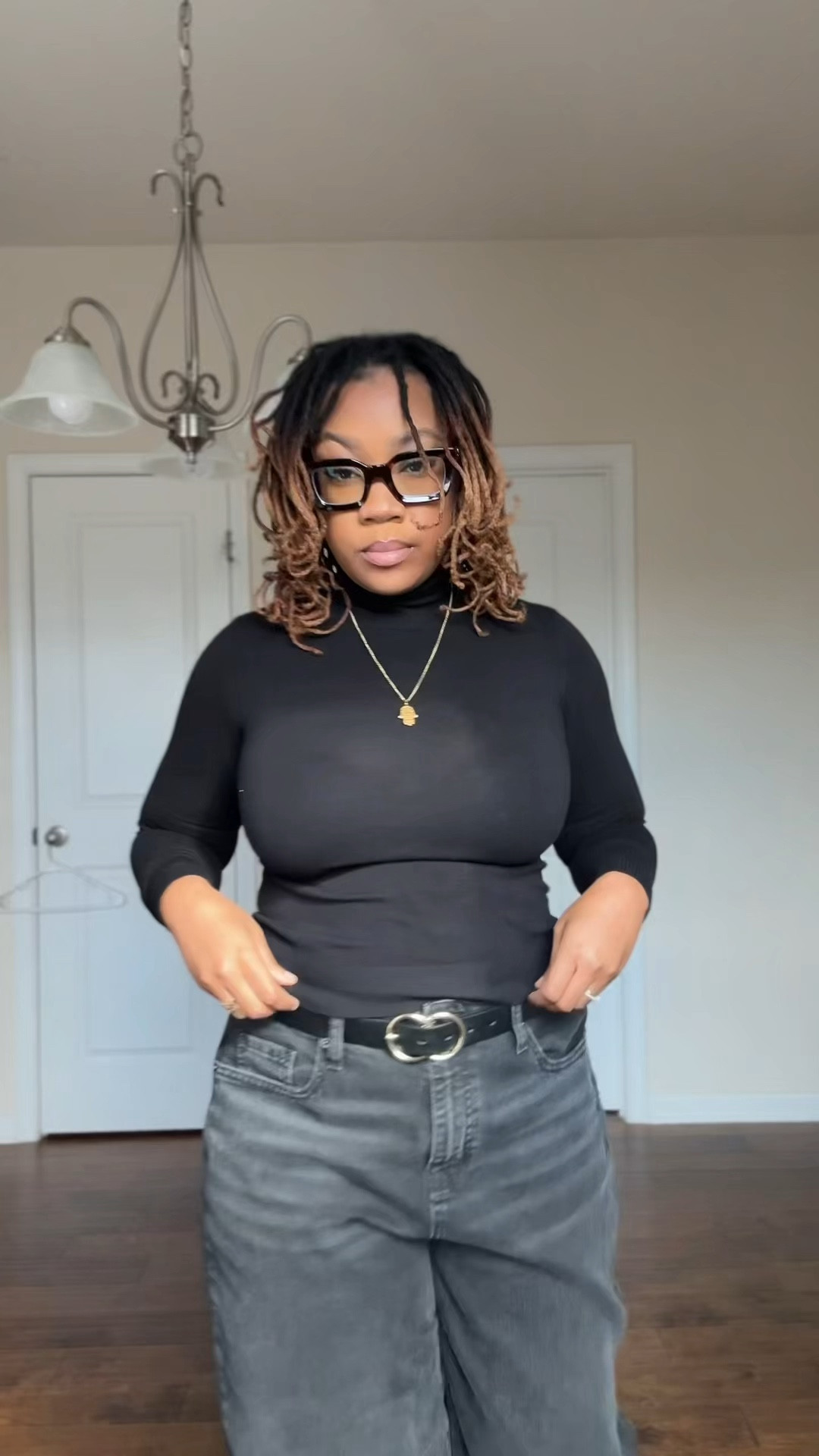 🖤🖤🖤🖤
Jeans: Size 10 
Top: M


#LTKGiftGuide #LTKBeauty #LTKMidsize