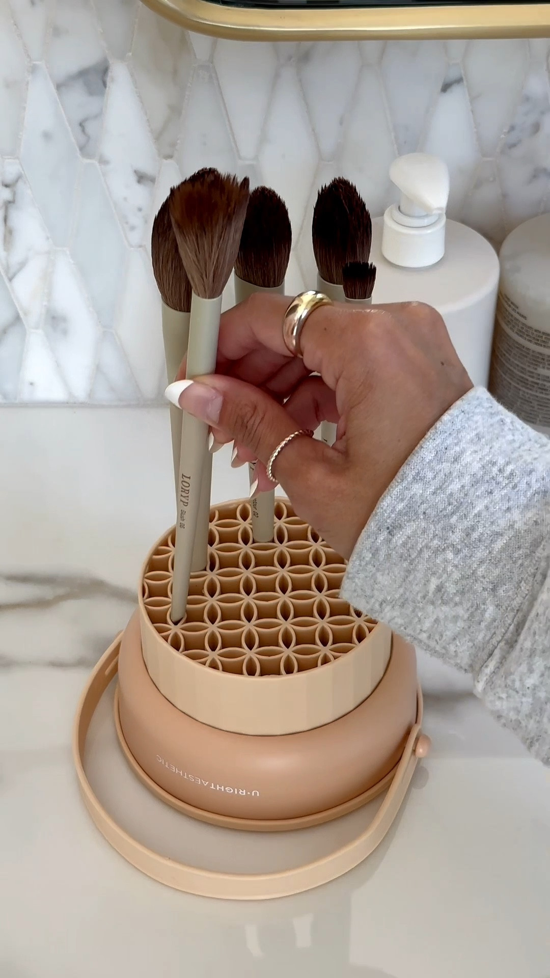 Scroll to shop!! Follow for more!!! Xo! ✨

#LTKGiftGuide #LTKHoliday #LTKBeauty