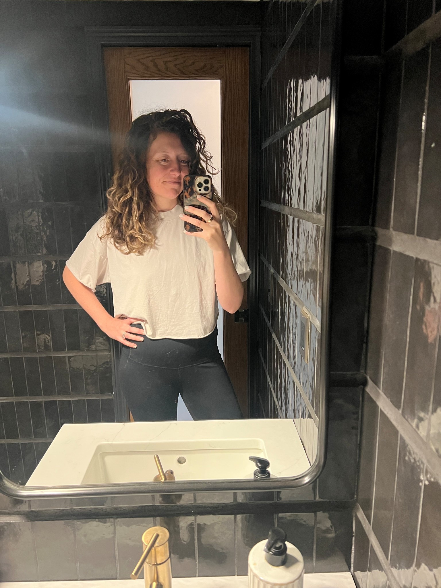 Looking for the perfect cropped tee? This is it. I’m in the S/M and love it. I do want to try the L/XL, too. I think both fits on my frame (5’8” and 150lbs) could be great! 