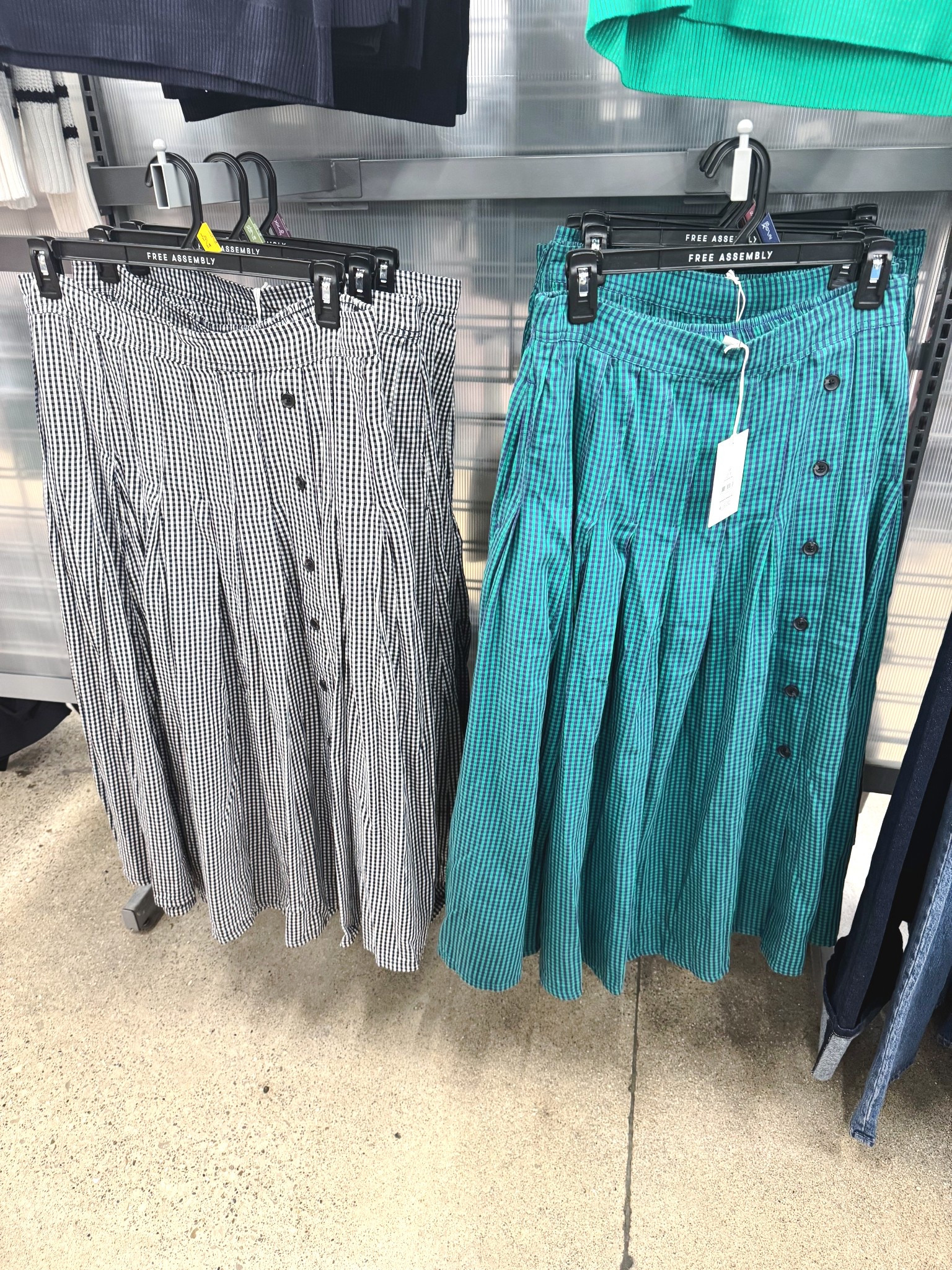 Walmart Free Assembly Women's and Women's Plus Pleated Cotton Maxi Skirt, Sizes XS-4X

#LTKootd #LTKFindsUnder50 #LTKWorkwear