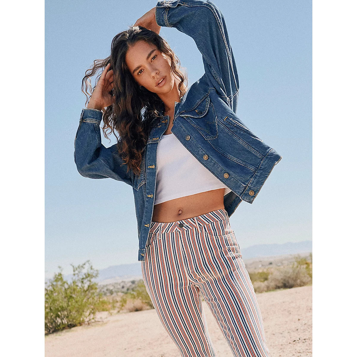 Women's Girlfriend Denim Jacket in Daffodil | Wrangler