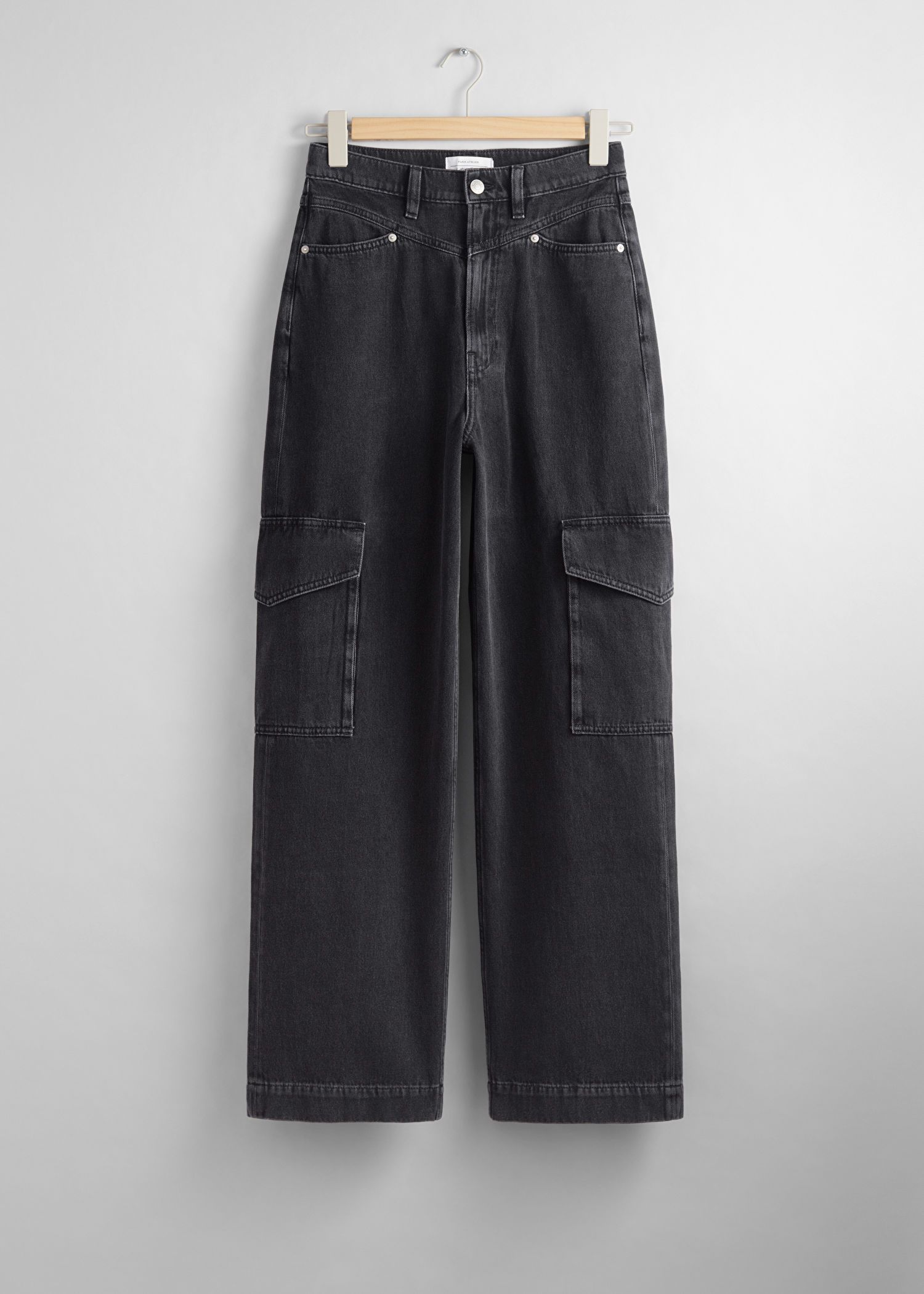 Tapered Cargo-Pocket Jeans | & Other Stories US