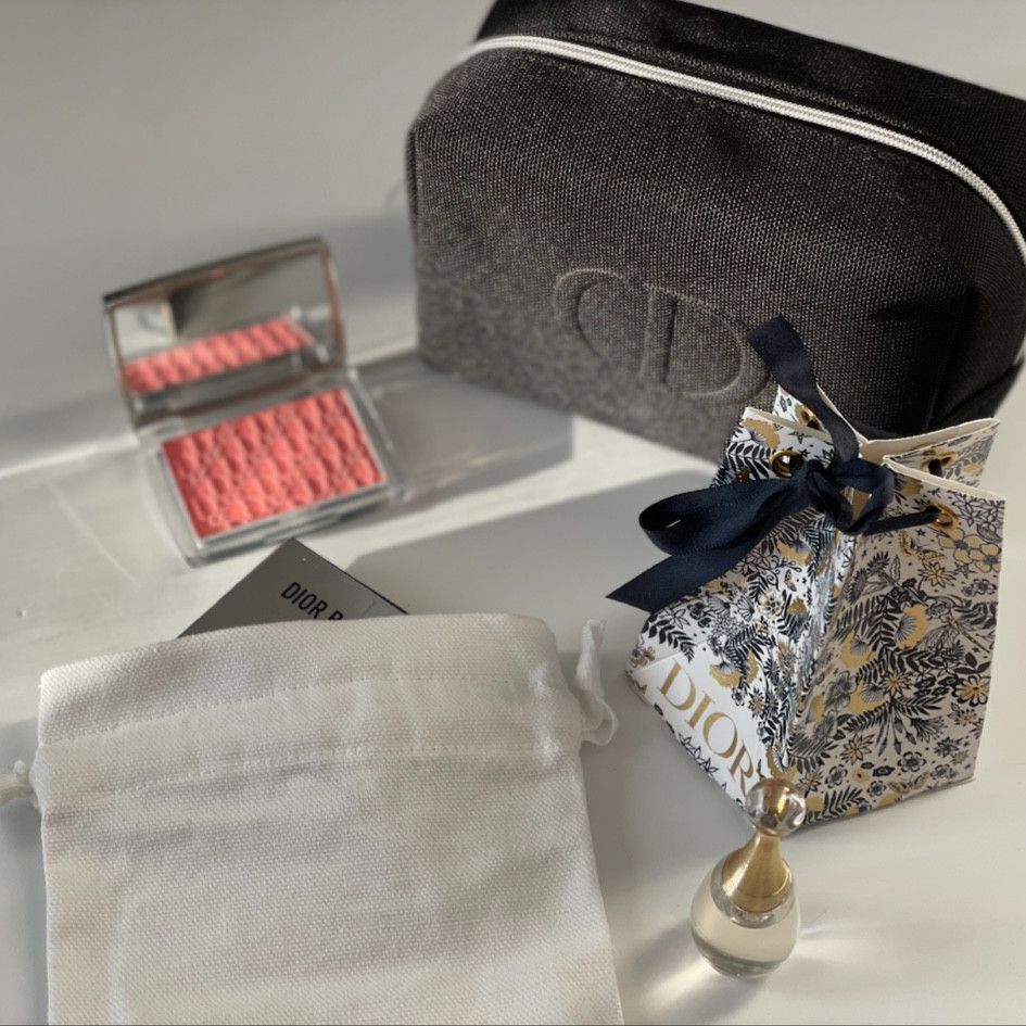 Dior needs


#LTKBeauty #LTKFindsUnder50 #LTKSaleAlert