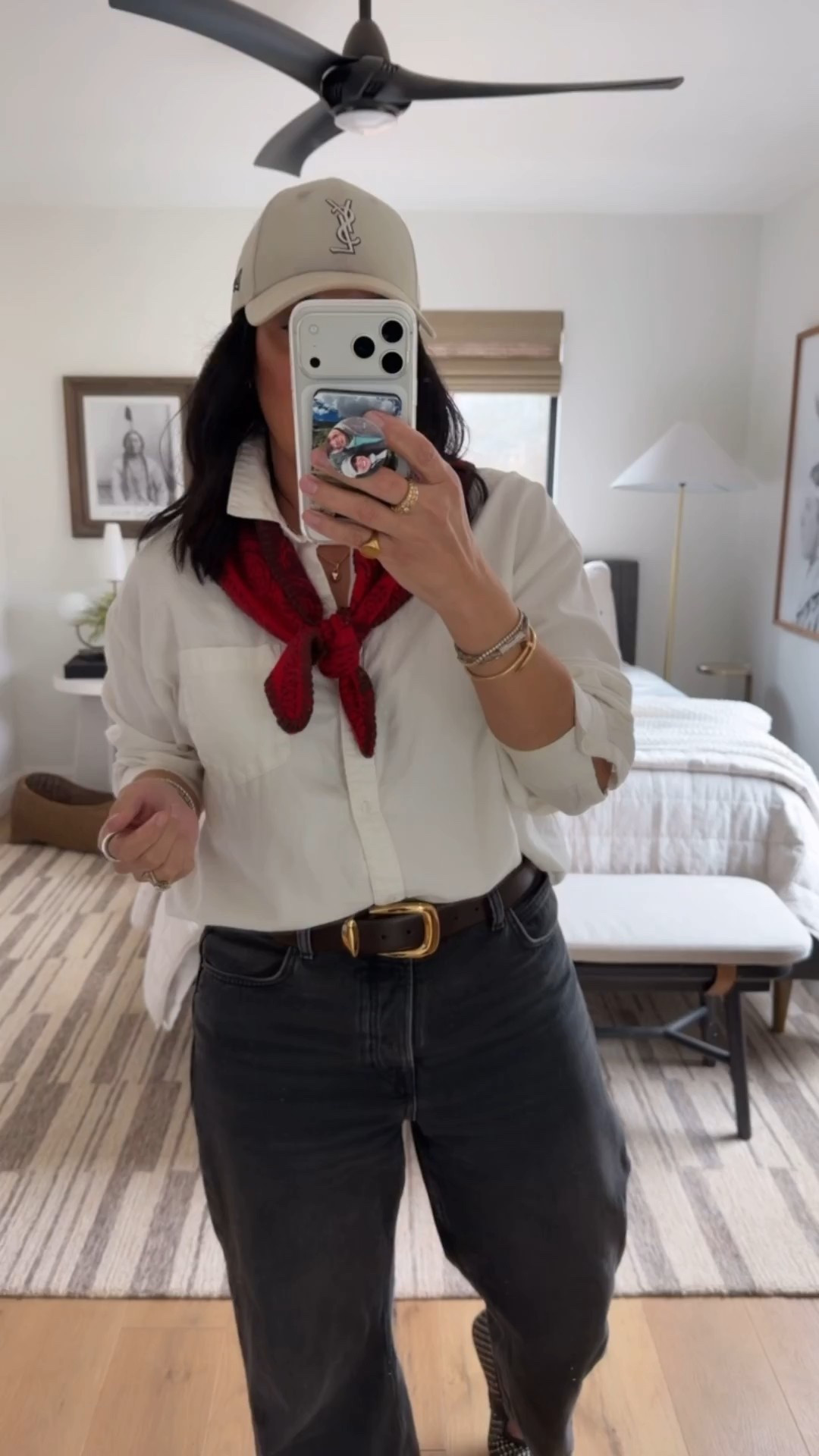 Top size medium (it’s oversized), belt size medium (it runs big), jeans size 30 (I’m a size 10), shoes fit tts (I’m a 9.5/10 and did a 9.5). 




#LTKWorkwear #LTKootd #LTKMidsize