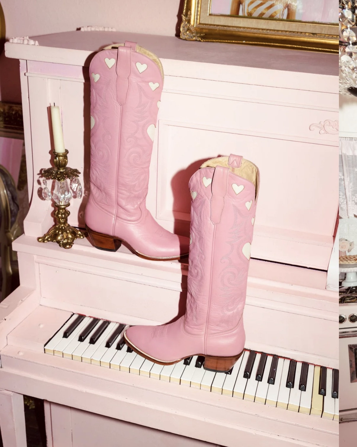 Pink cowboy boots for Valentine’s Day outfits 💕🤠
The perfect pop of color to make your look fun, flirty, and unforgettable — pair them with dresses, denim, or matching pink fits all month long and beyond.
I linked my favorite pink cowboy boots on LTK so you can complete your Valentine’s look.

#valentinesoutfits #pinkcowboyboots #cowgirlstyle #valentinesdayfashion #westernchic #fashionfinds #LTKfashion #LTKfinds #LTKsale #shoppingfavorites #onlineshopping #ShoppingWithPriiincesss #AtlantaCreator #Atlantacontentcreators

#LTKValentine #LTKWorkwear #LTKKids