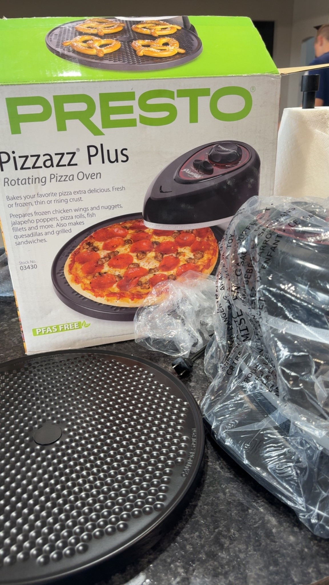 Had to buy another one after 7 years… so you know it’s good. 🍕

This Presto Pizzazz is one of those random kitchen things we use WAY more than expected — pizza, nuggets, pretzels, fries, all the kid snacks. It cooks fast, doesn’t heat up the whole kitchen, and clearly earned a repurchase in our house.

#LTKfoodie #LTKdayinmylife #LTKHome