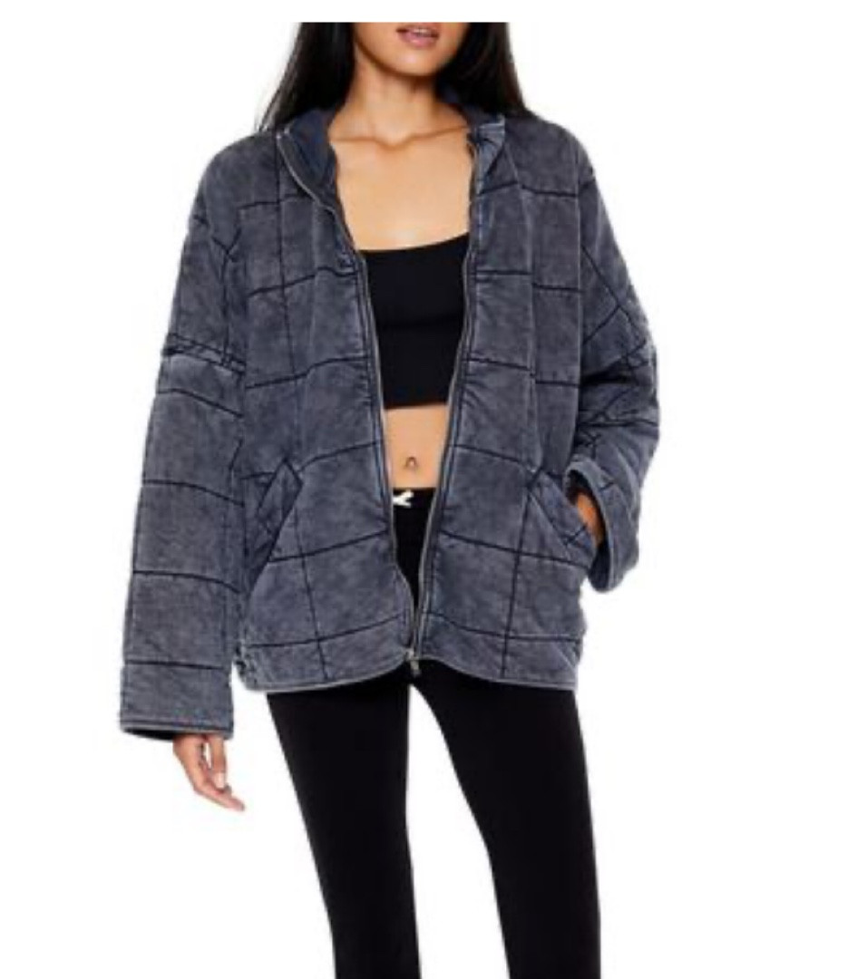The best jacket for cooler temps! Oversized fit