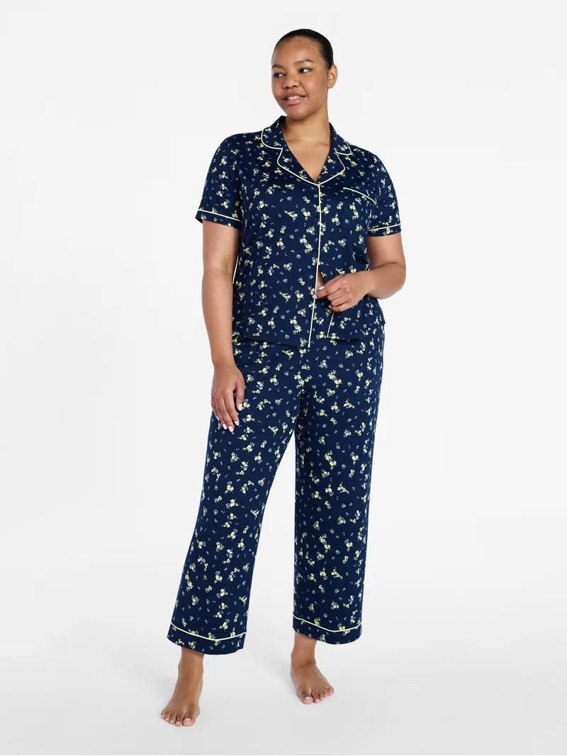 Joyspun Women's Dreamy Soft Collection Notch Collar Top and Capri Pants Pajama Set, 2-Piece, Size... | Walmart (US)