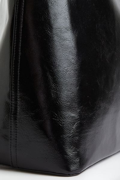 Shopper | H&M (UK, MY, IN, SG, PH, TW, HK)