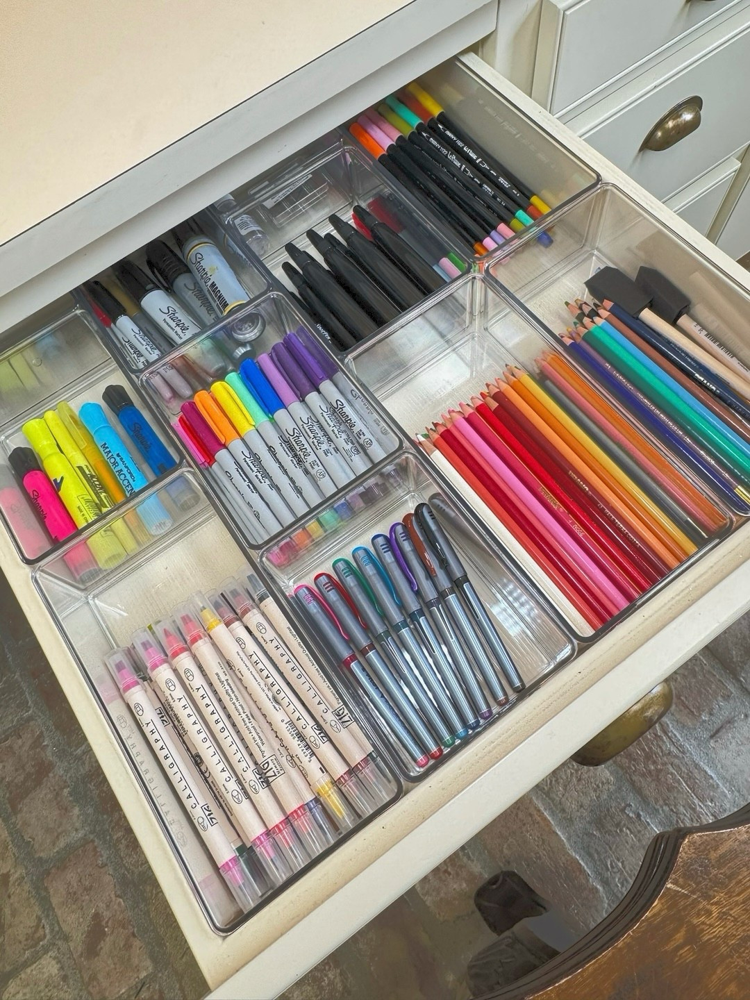 A pen drawer that brings as much joy as it does functionality 🤩