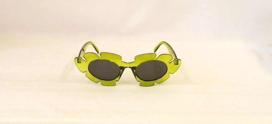 Daisy Clear Green Flower Shape Cats Eye Sunglasses 1960s Retro style  UV400 | Etsy (US)