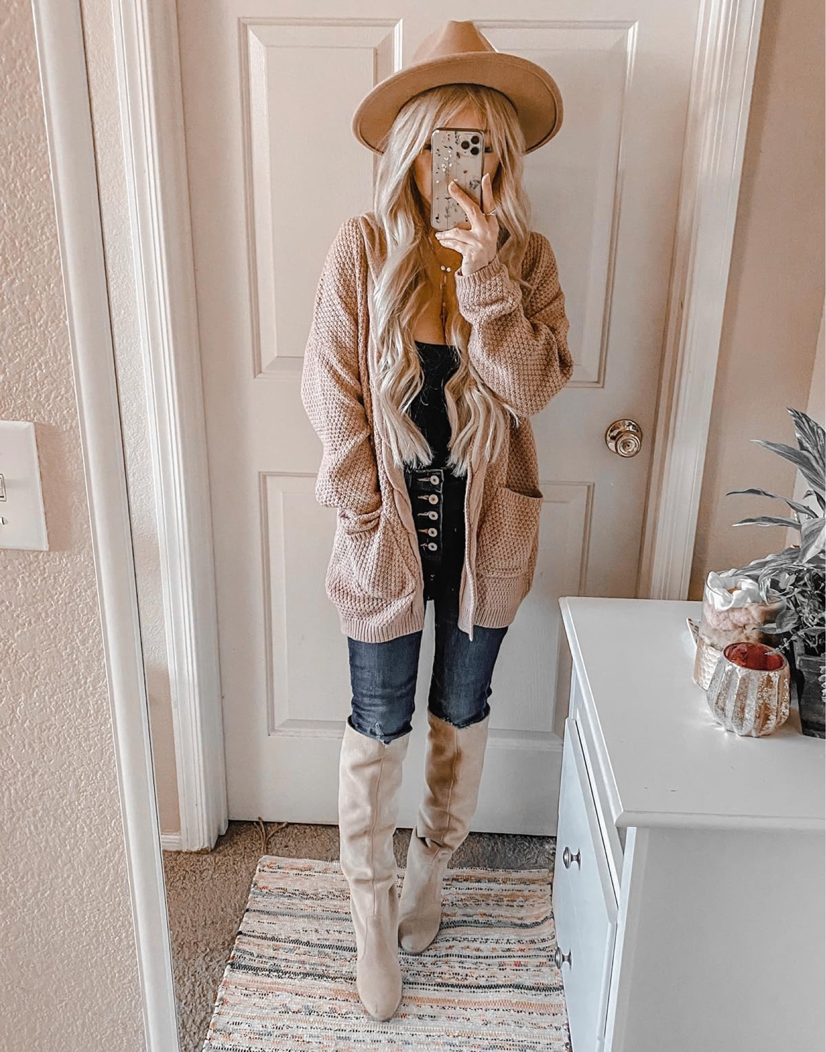 Chunky knit cardigan with pockets. Lots of cute colors for spring. 

#LTKMostLoved #LTKstyletip #LTKfindsunder50