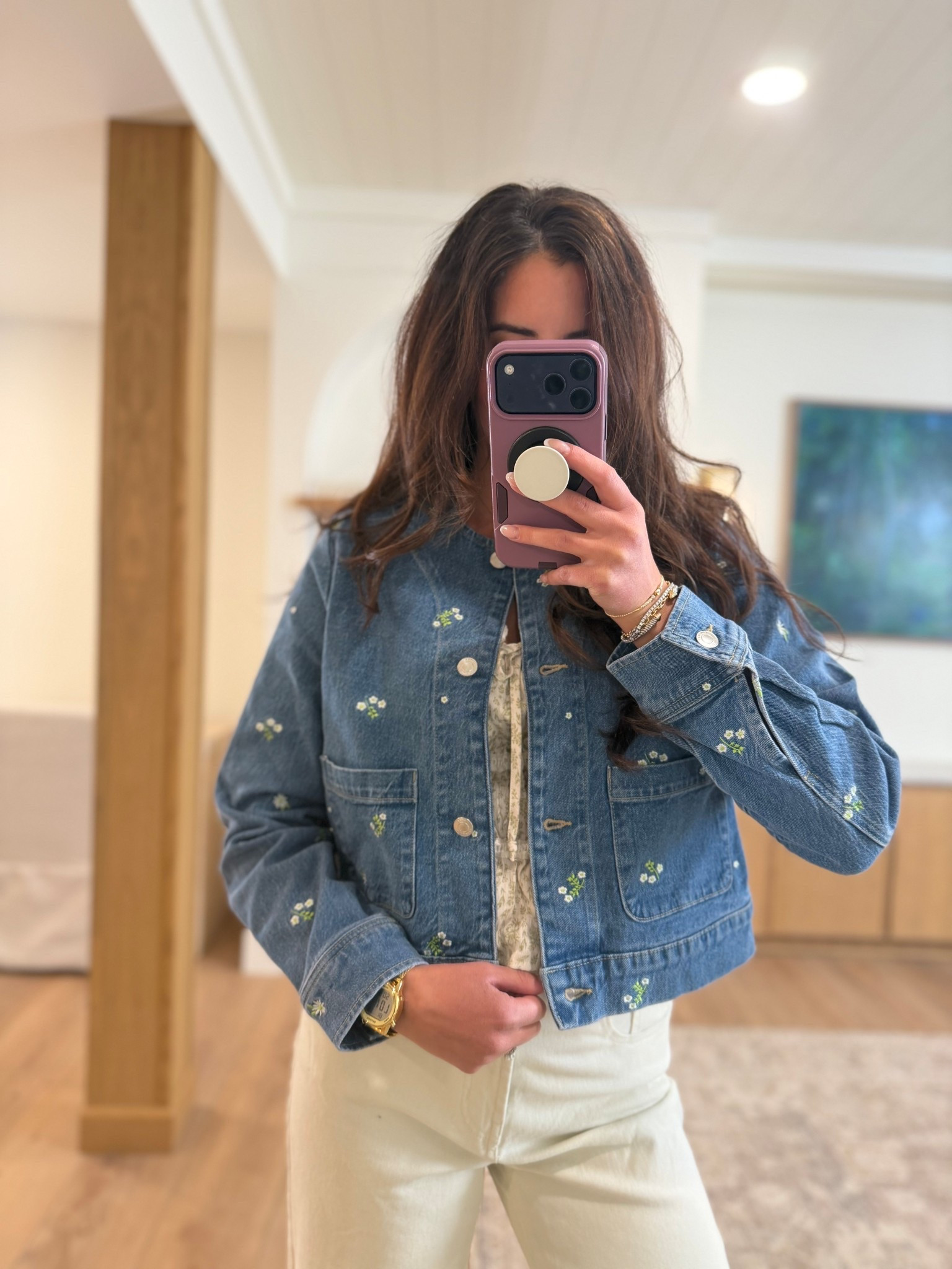 Such a cute spring layer 🤍 I’ve already worn this jacket on repeat. It’s lightweight, easy, and the little details are everything.
#LTKstyle #LTKspring #LTKunder100 #Walmartfinds #Springstyle #Denimjacket #Everydayoutfit

#LTKSeasonal