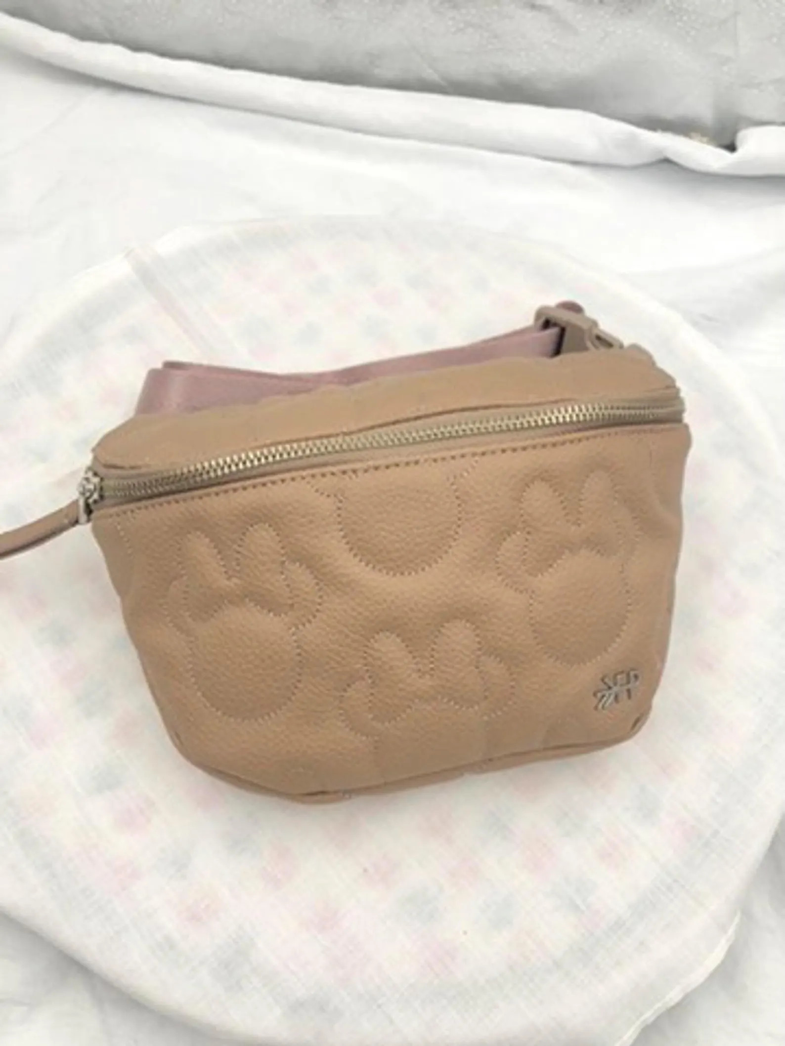 Disney Baby x Freshly Picked Minnie Mouse hip fannie pack | Etsy (US)