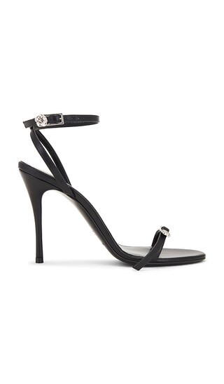 Favorite Ankle Strap Sandal in Black

              
    
        
        
            Favorite ... | Revolve Clothing (Global)