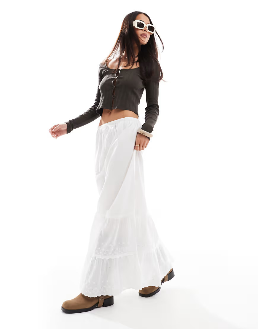 Stradivarius – STR – Boho-Rock aus Baumwolle in Weiß-Neutral | ASOS (Global)