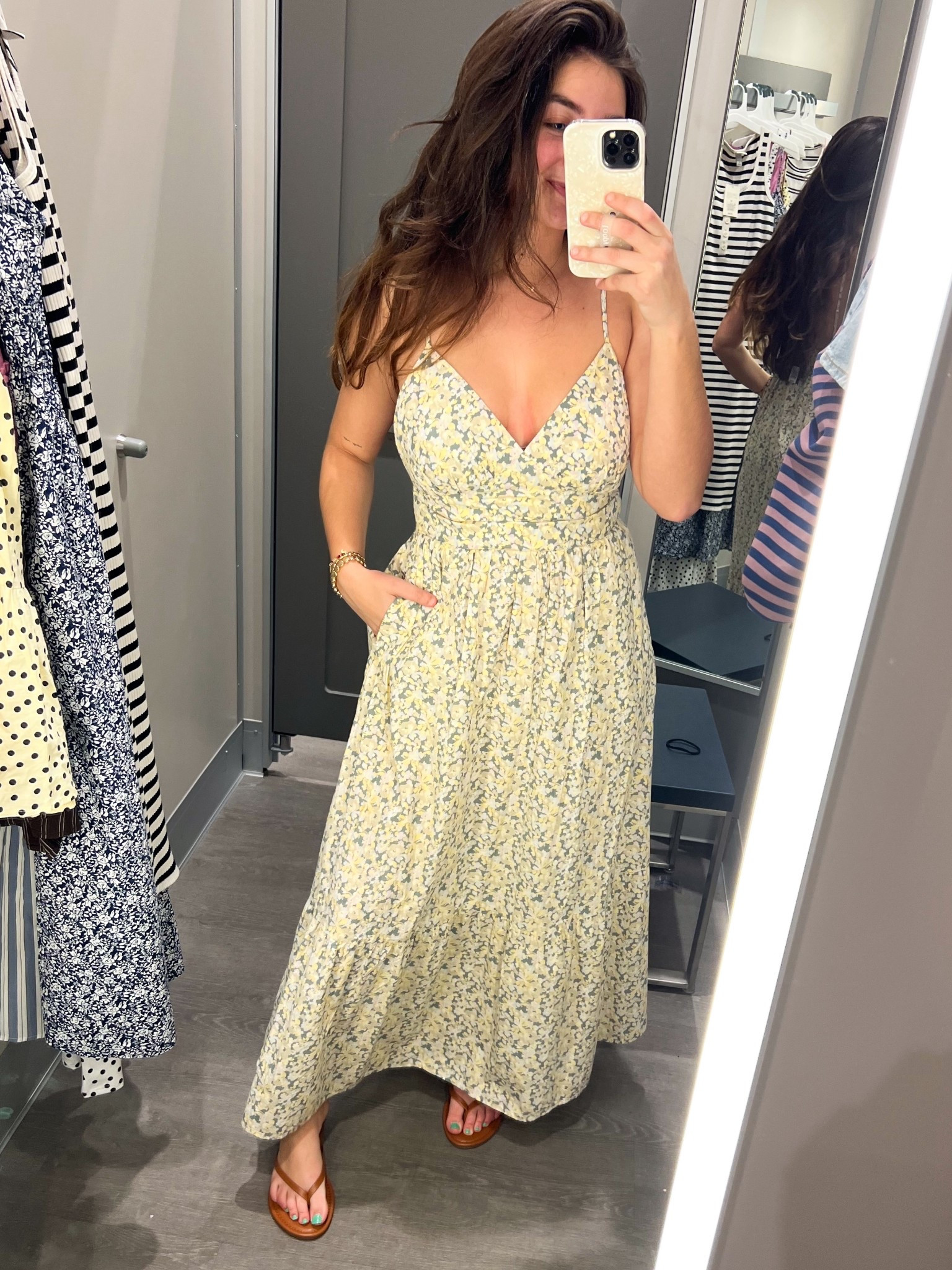 This print!!! Soooo cute for spring! I think this would be a DARLING Easter dress 🐰🌸

I’m 5’4, wearing a small, but would go back to a medium (my usual) in this for some more waist-room! 

I love the fit of this dress! 
@Target #targetfinds #targetspring #springdress #easterdress #easteroutfit

#LTKSaleAlert #LTKootd #LTKSeasonal