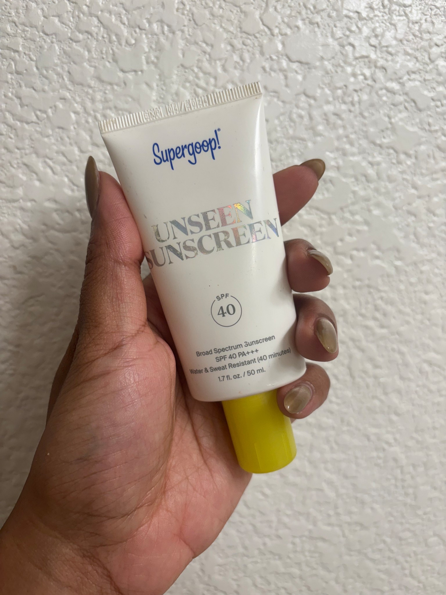 This sunscreen from @Supergoop! feels so lightweight on my skin! It also makes the perfect primer before I apply my makeup 💄 

#LTKBeauty #LTKmorningroutine