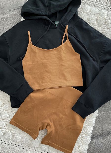 The best spring uniform have been living in. This matching set is perfect for light gym sessions, coffee runs or errands. Comes in multiple color options. 

Athleisure Outfit • Spring Style • Travel Outfit • Easter Gift Idea • Lounge Wear • Biker Shorts • Matching Set • Ribbed Crop Tank • Cropped Hoodie

#matchingset #bikershorts #loungewear #fitstyle #giftidea

#LTKstyletip #LTKfit #LTKFestival