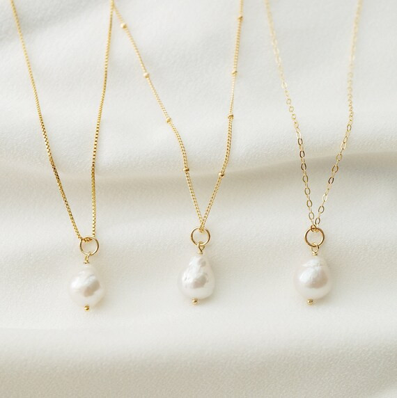 Baroque Pearl Gold Necklace estelle // 14K Gold Filled | Etsy | Etsy (US)