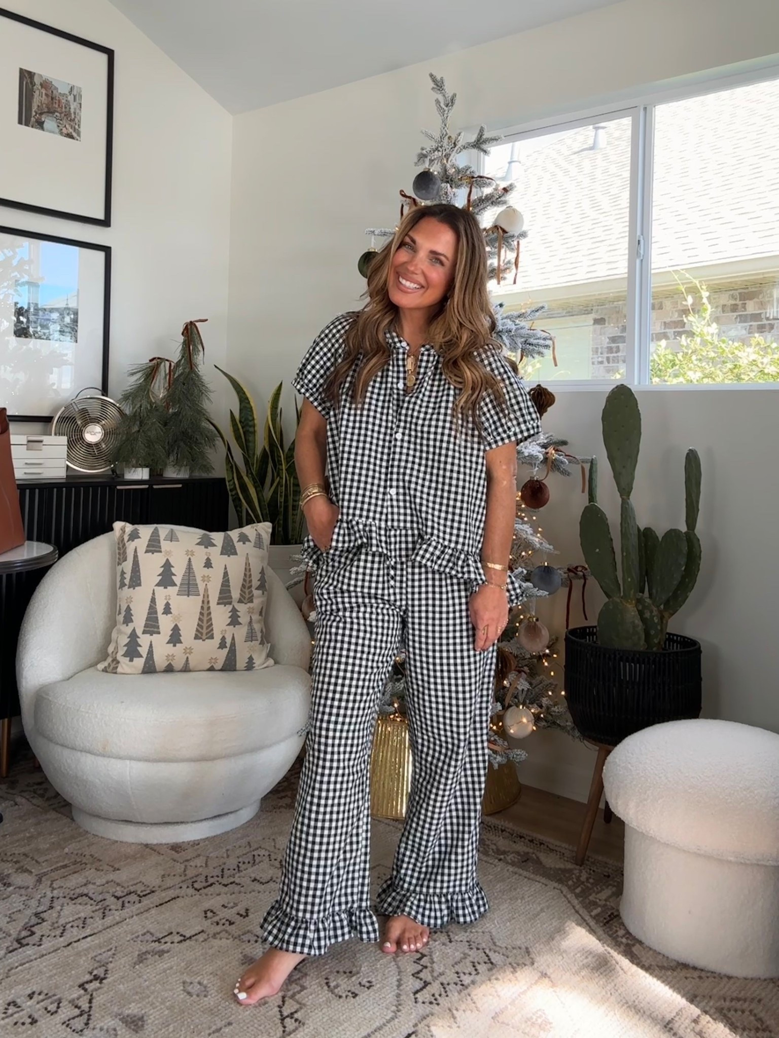 Gingham set from Amazon that is so cute. Can be worn as loungewear, pajamas or paired separately with a sweatshirt. 
Wearing size medium. 
Comes in lots other colors. 



#LTKOver40 #LTKPetite #LTKFindsUnder50