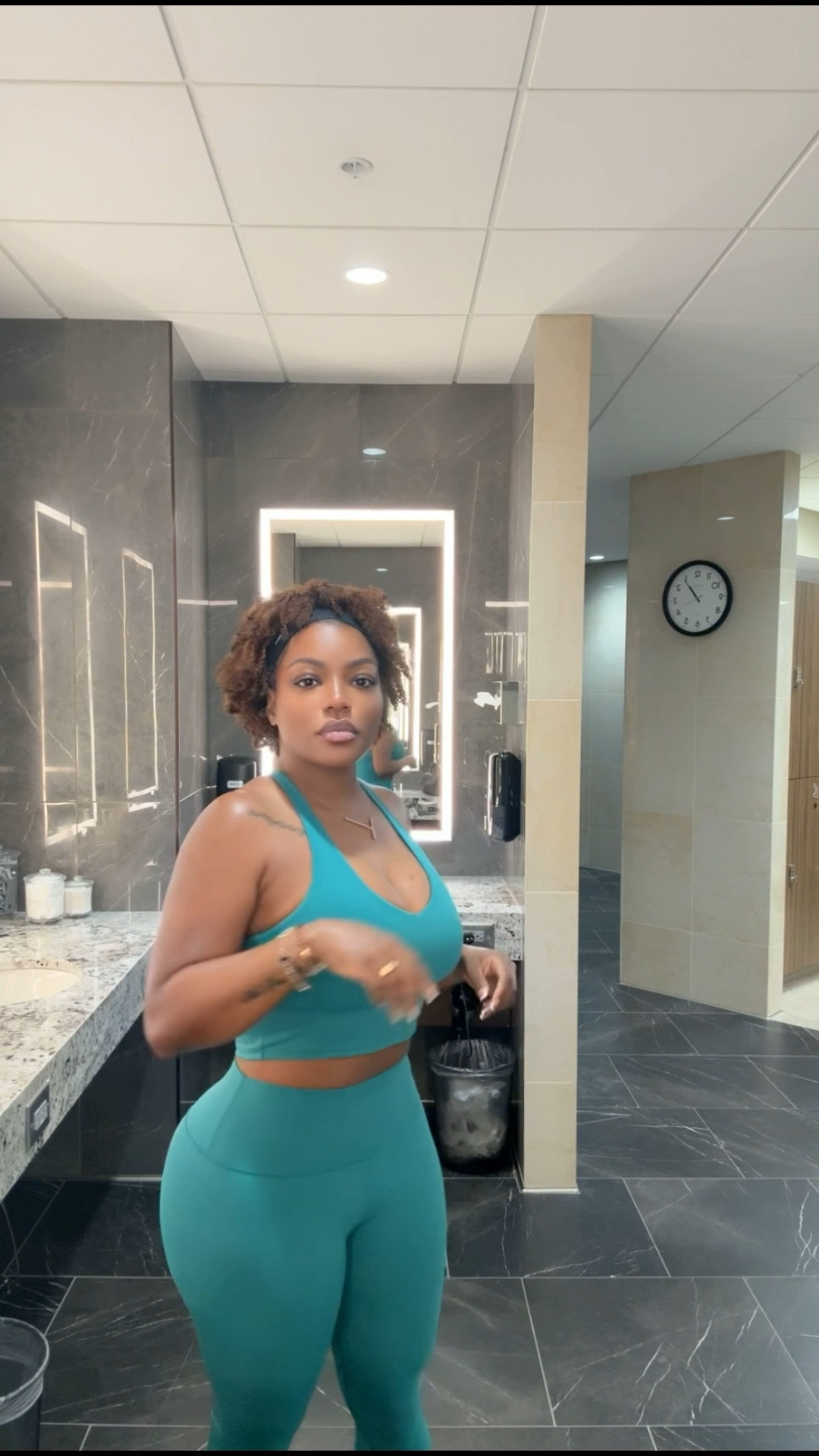 Back with another set from my faves - wearing a medium top large bottom