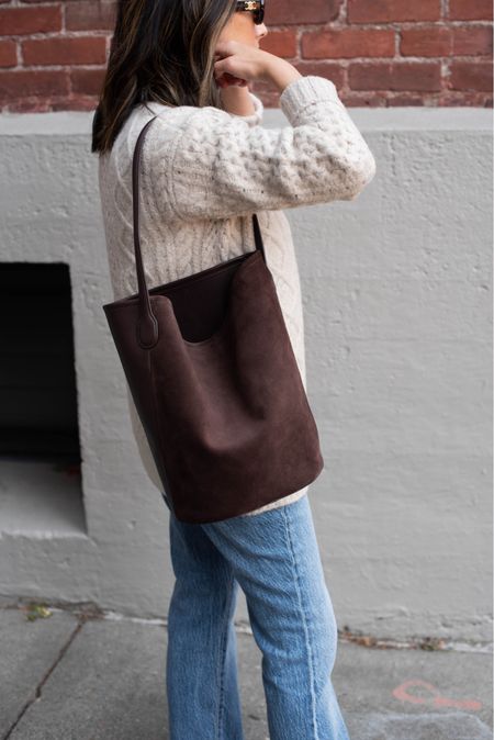 The perfect slouchy tote for fall from j.crew. This bag is so beautiful!



#LTKitbag