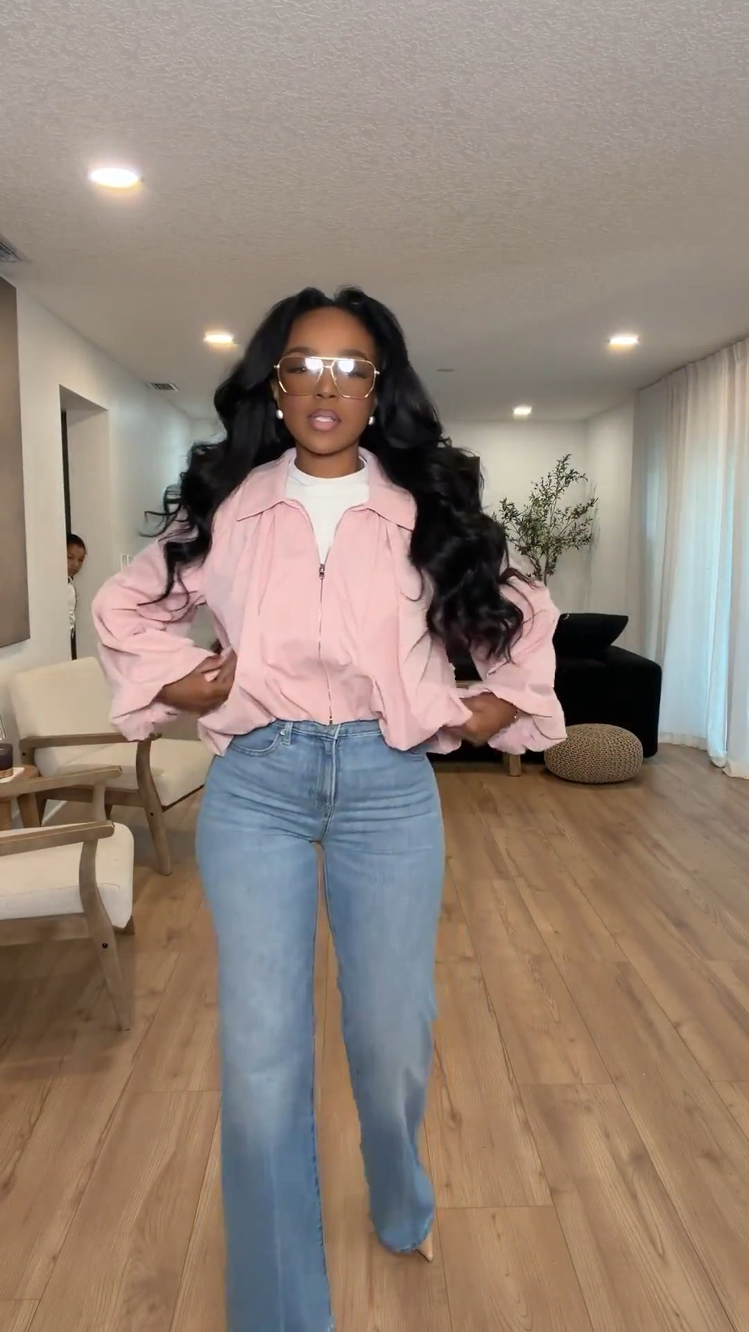 Scroll to shop!! This effortless outfit featuring a soft pink cropped jacket styled with classic flare denim gives a polished but relaxed look.

Perfect for brunch, casual meetings, travel days, spring outings, or elevated everyday outfits.

#LTKPetite #LTKdayinmylife #LTKootd

#LTKootd #LTKSaleAlert #LTKgrwm