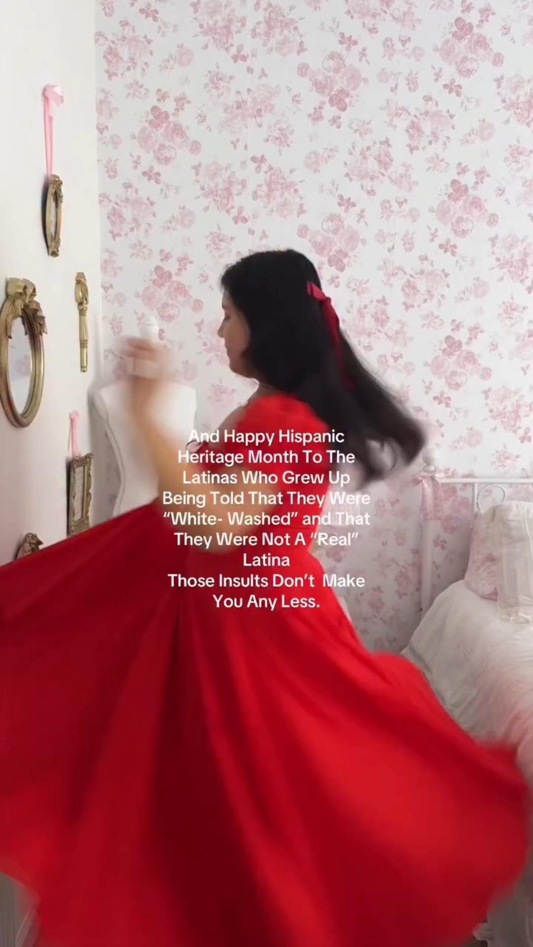 I see you 🥹🇲🇽

While I am mixed, it is very clear that I’m Mexican and my brown skin has subjected me to slurs , insults and people thinking that I can’t speak English. 
Growing up , I disliked the color of my skin, hair and eyes. To the point where I refused to go outside because I didn’t want to get any darker. 
Society, through its many medians, made me think I was ugly, undesirable and not welcomed.
Today, I absolutely love my brown skin, the culture , learning the language and breaking those stereotypes.
One way I’m doing that is through content creating, I love showing that we can also be princesses and enjoy “soft” things.
Offline , I pursued higher education and obtained my masters degree and now work in corporate America- which some deem as a trap but I know so many people who wanted this for us 🩷I could go on and on but for now I’ll leave with this 

#hispanicheritagemonth #mexican #mexicanamerican #latina #princess #whimsical #inspo