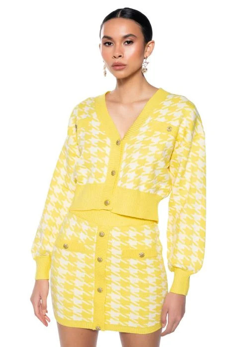 NEW PRETTY AND POSH CARDIGAN in yellow | AKIRA