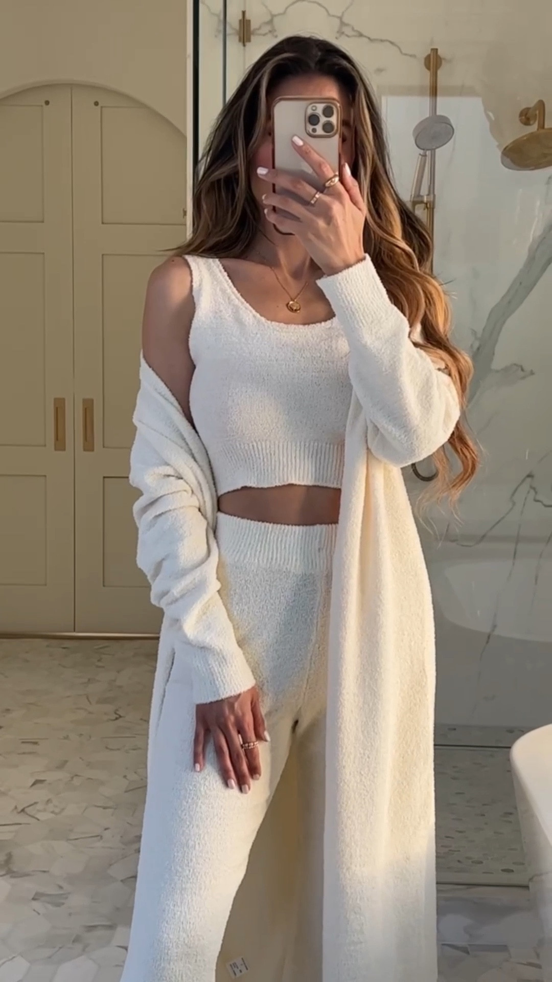 Scroll to shop!! Follow for more!!! Xo! 💫

#LTKFindsUnder50 #LTKBeauty #LTKFindsUnder100