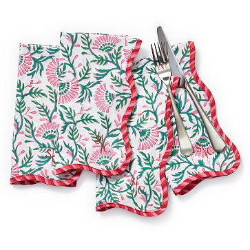 Bordered Scalloped Napkins, Set of 4 | Mark and Graham